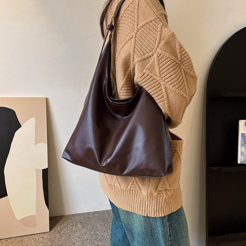 ソフトフェイクレザーショルダーホーボーバッグ大容量ソリッドカ - Leatherwork Workshop のレビューと価格