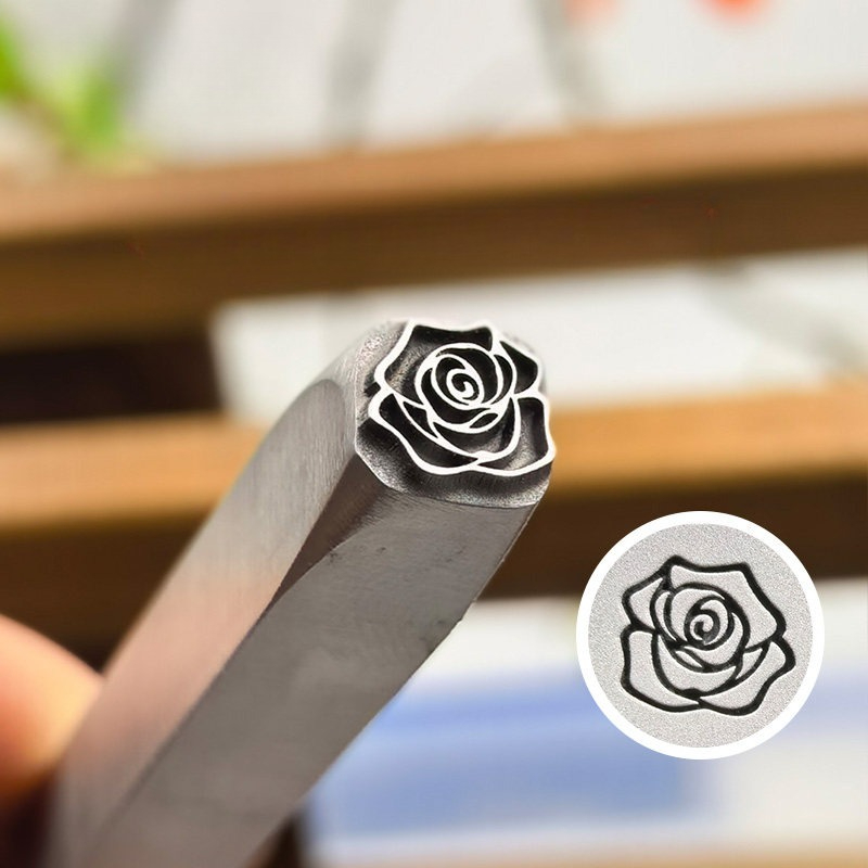 5/7mmフラワーパターンメタルスタンピングツールジュエリー - Leatherwork Punching Tool のレビューと価格