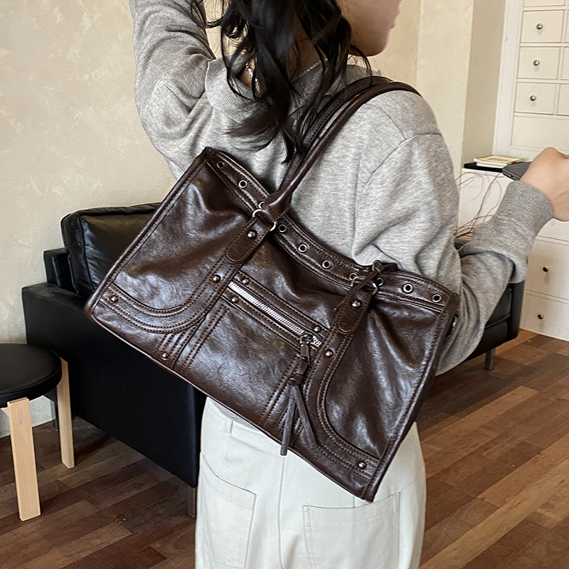 バイク用ハンドバッグ レトロ レディース ショルダーバッグ  - Leatherwork Workshop のレビューと価格