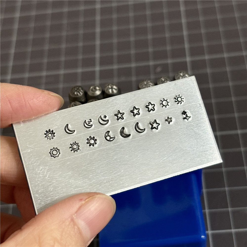 金属製の印刷パンチ,彫刻パンチ,月,星,太陽,ロゴ,サンシャ - Leatherwork Punching Tool のレビューと価格